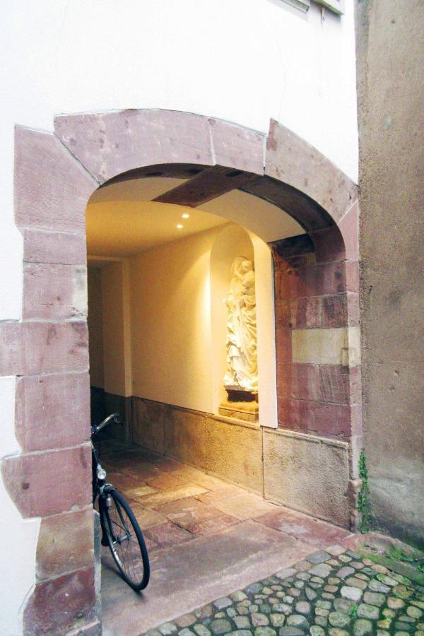 Appartement Typique Et Cosy A Deux Pas De La Cathedrale Strasbourg Extérieur photo